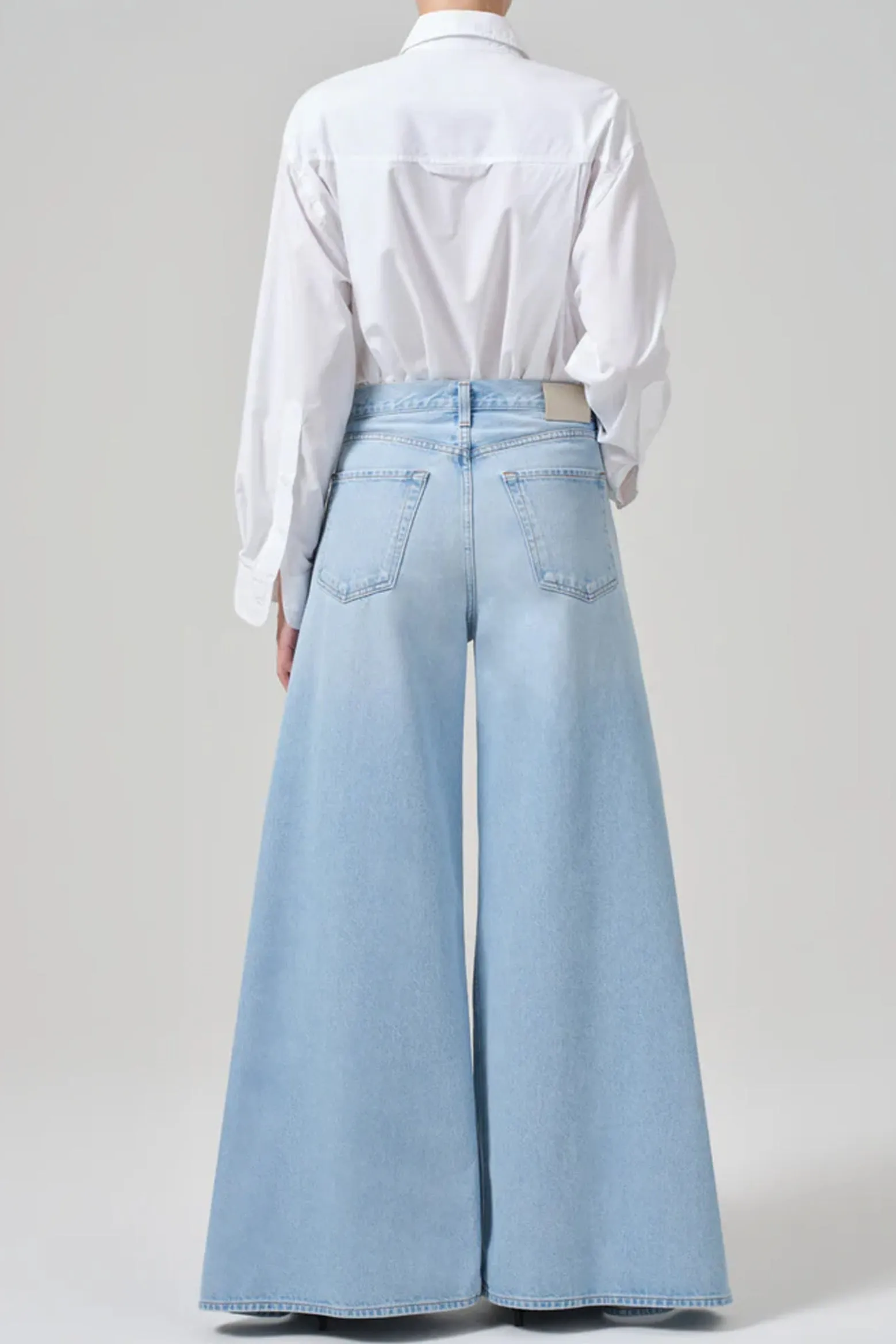AMARI ULTRA JEAN