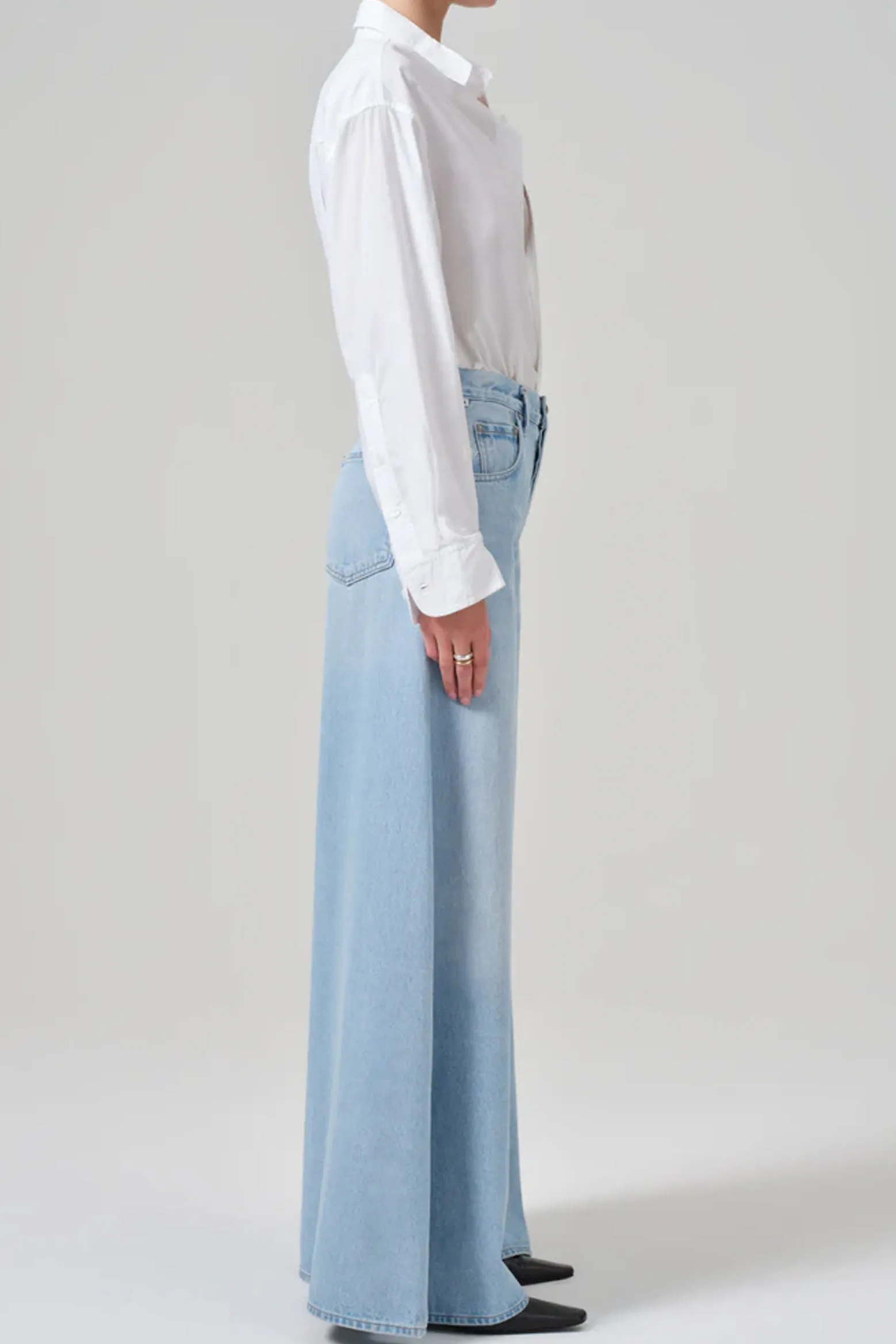 AMARI ULTRA JEAN