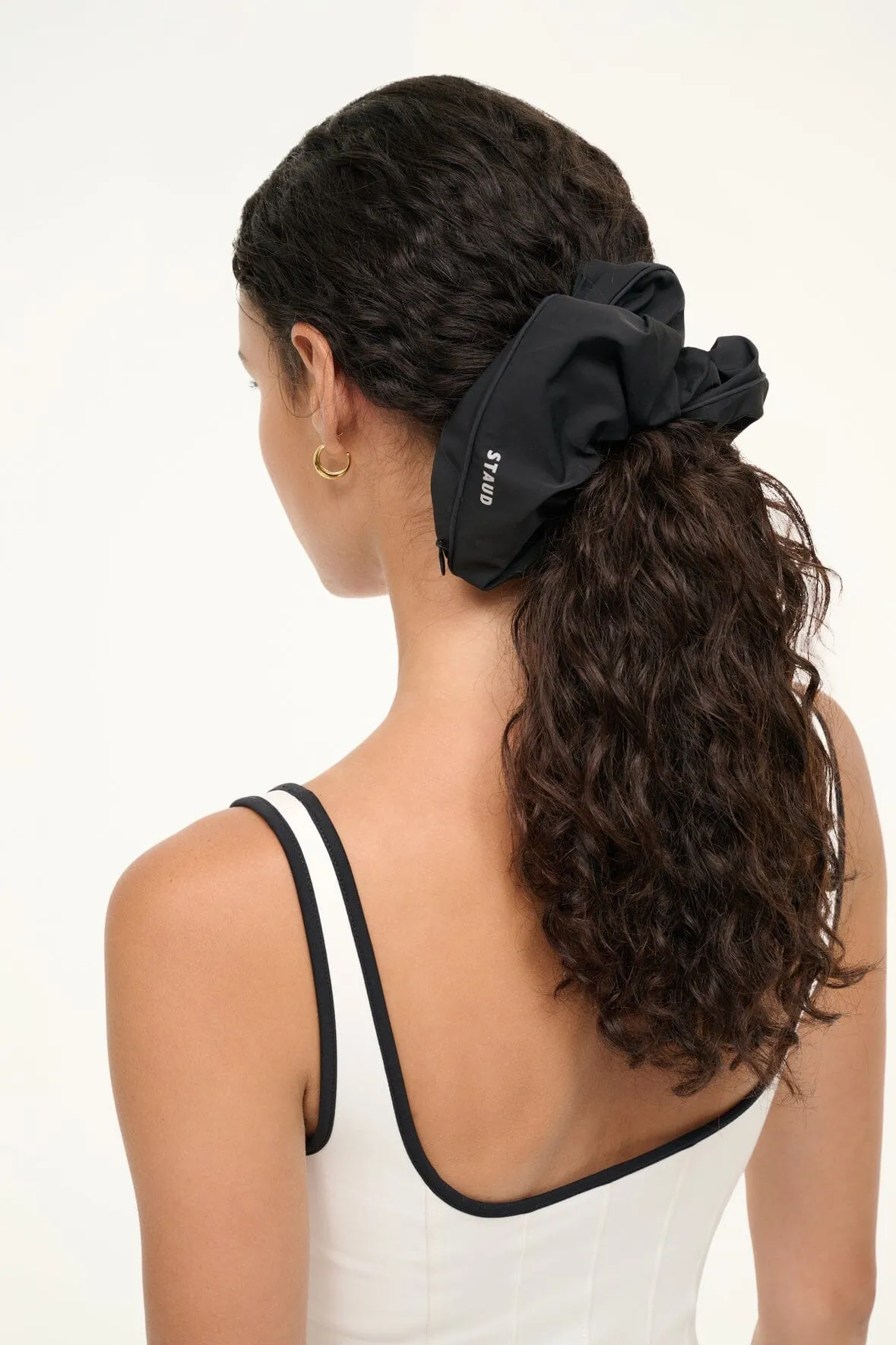 GORGE SCRUNCHIE | BLACK