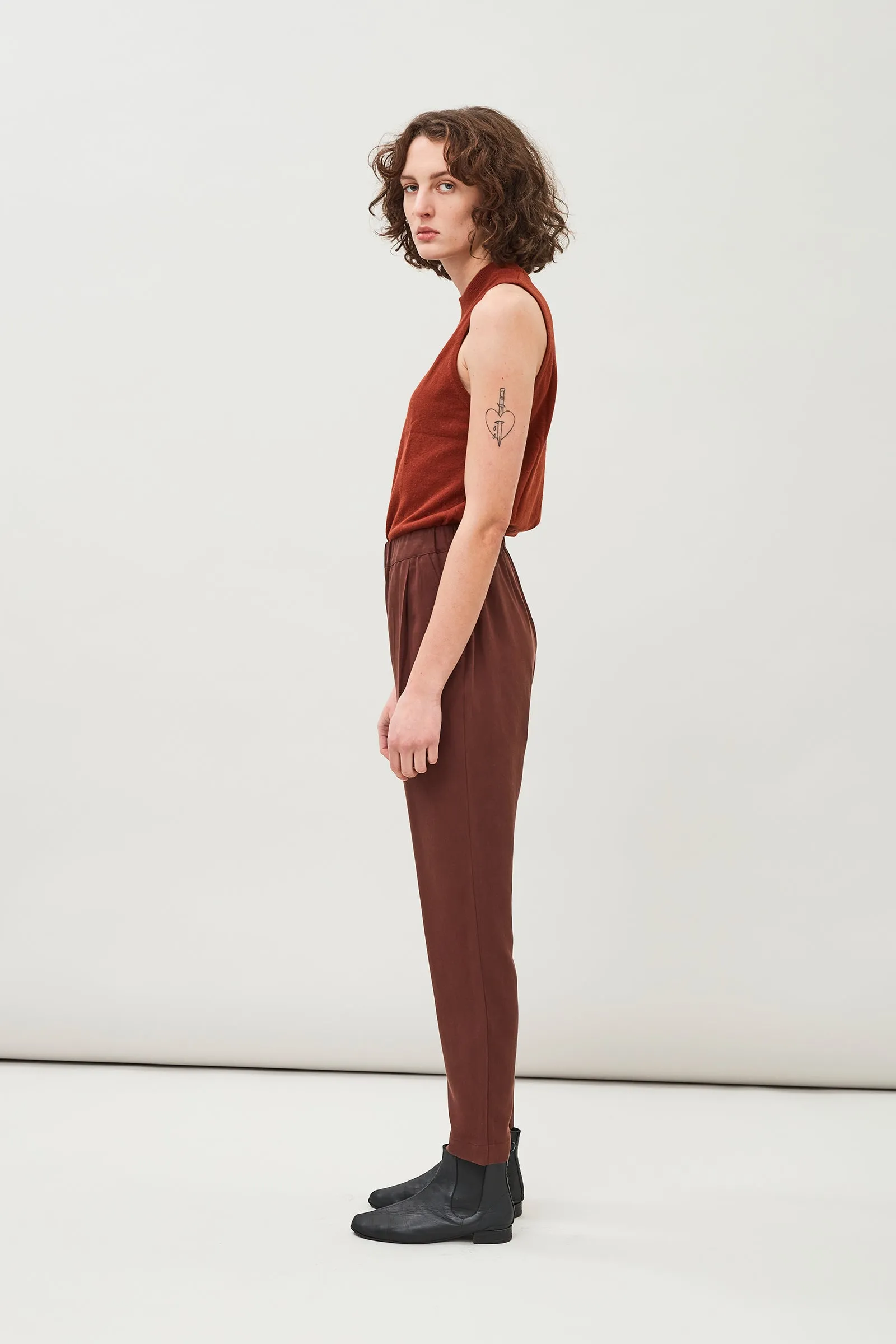 Jira Elastic Waist Tencel Pants (Hickory Brown) - Maska