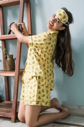 Sootisyahi 'Yellow Penguine' Hand Printed Cotton Night Suit