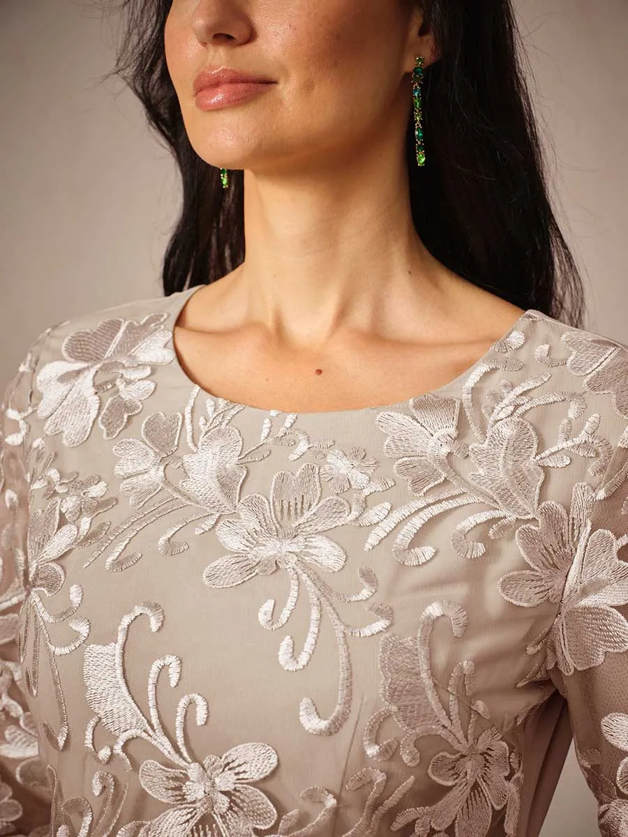Womens Maxi Dress  Lace Bodice  Flowing Fit  Three-Quarter Sleeve  Formal Wear